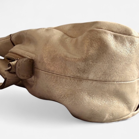 Coach Champagne shoulder bag - Picture 9 of 12